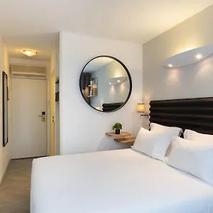 Chromatics & Restaurant Hill Club By Happyculture Λυών
