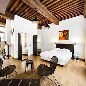 Authentique Au Coeur Du Vieux Ail Appartement