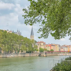 Le Calme Et Cosy Avec Parking Gratuit Lyon